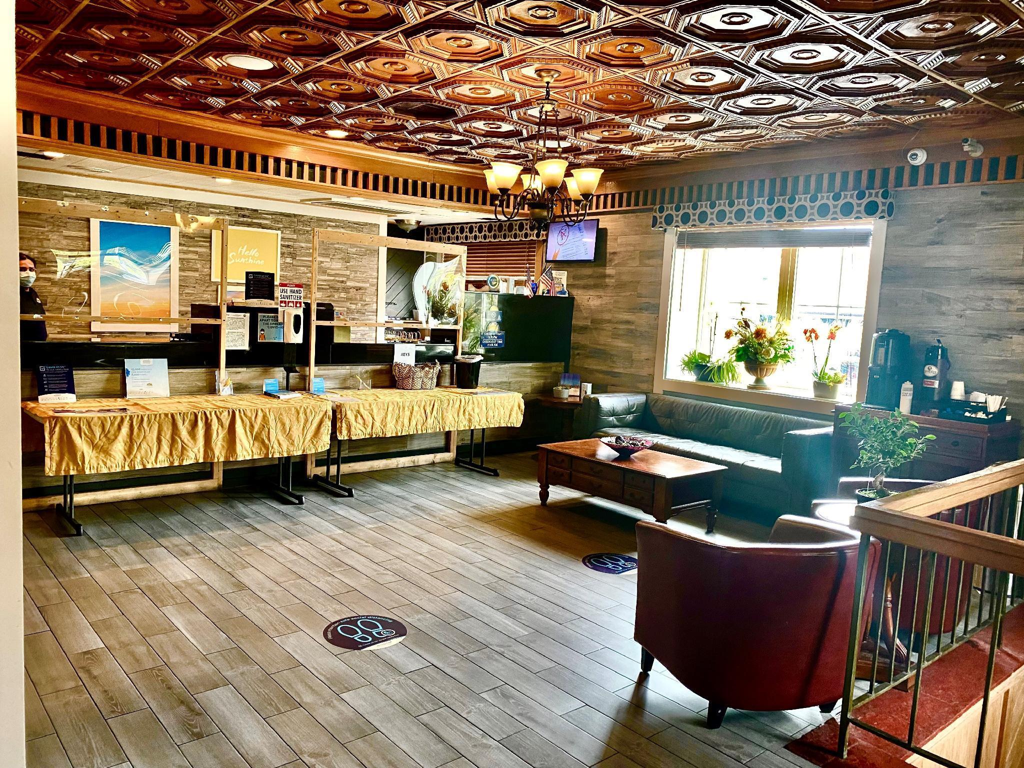 Days Inn By Wyndham Pensacola - Historic Downtown Extérieur photo