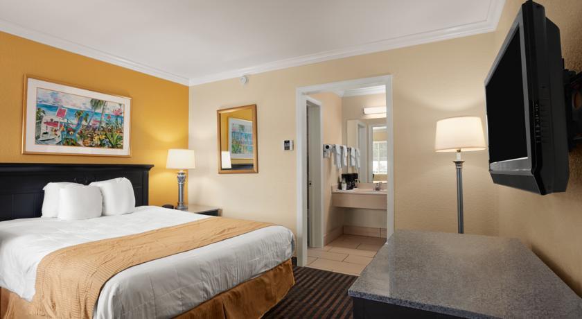 Days Inn By Wyndham Pensacola - Historic Downtown Extérieur photo
